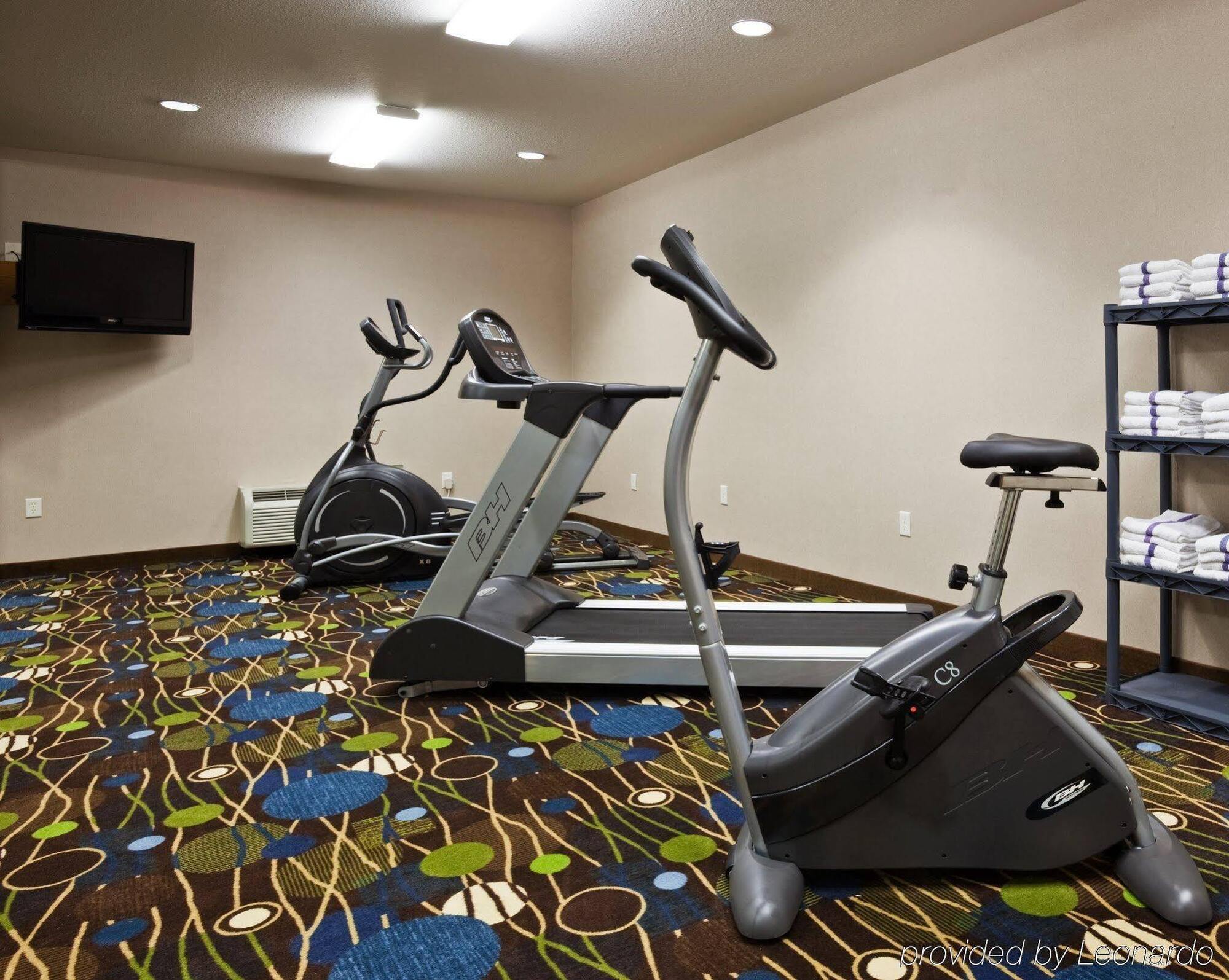 Holiday Inn Express Hotel & Suites Antigo By Ihg Εξωτερικό φωτογραφία